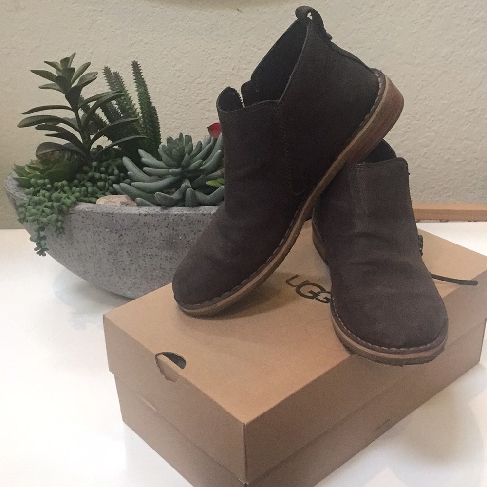 UGG | Australia Clementine Sz 8.5 Ankle Boot Brown